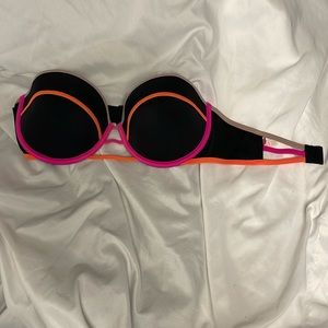 Strapless bikini top